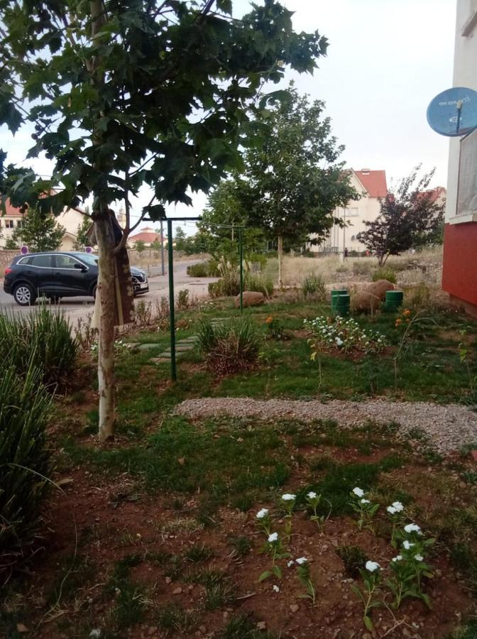 Maison Halima Ifrane  Exteriör bild
